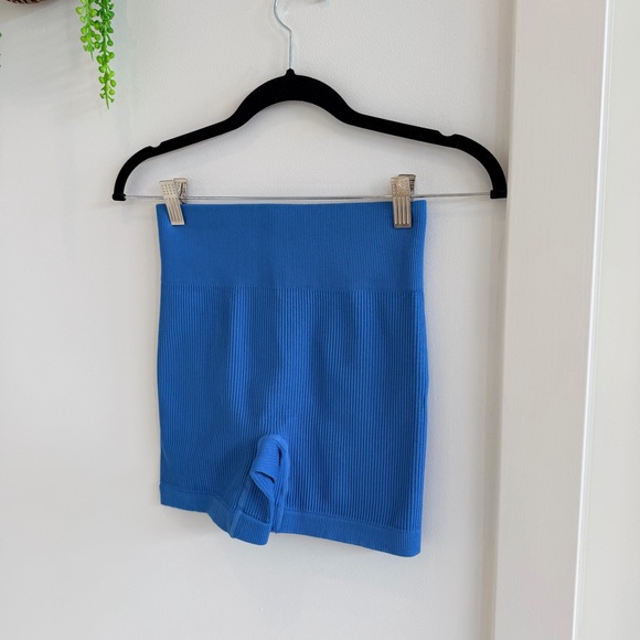 Women's Workout Yoga Vibrant Blue High Waisted Seamless Ribbed Biker Shorts S - Picture 2 of 7